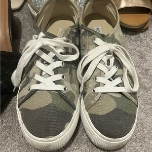 Camouflage Canvas Sneakers with White Laces